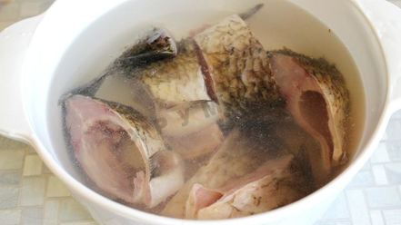 Рецепт рыбного супа уха из карася