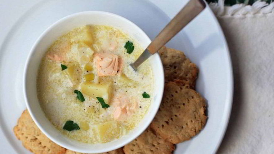 Рецепт ухи из форели по-фински со сливками и овощами