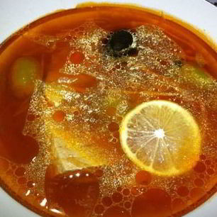 Рецепт Ухи из семги с томатной пастой