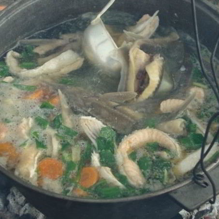 Рецепт Ухи из стерляди и семги