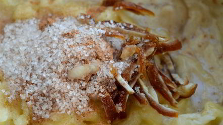 Рецепт банановых слоек с финиками