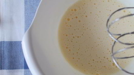 Рецепт апельсиновых блинчиков с творогом