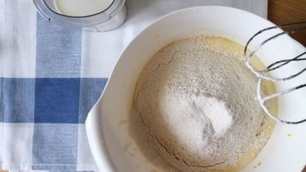 Рецепт апельсиновых блинчиков с творогом