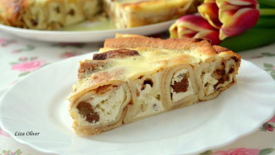 Рецепт блинной ванильной улитки с творогом и изюмом