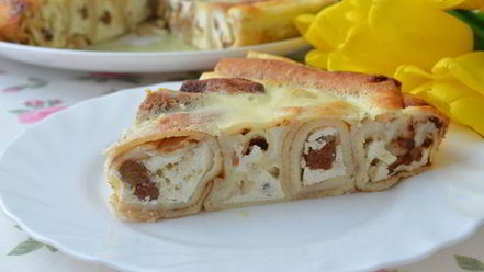 Рецепт блинной ванильной улитки с творогом и изюмом