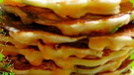 Рецепт кукурузных блинчиков с сальсой из груши и авокадо