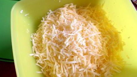 Рецепт тонких блинчиков с сырной прослоечкой