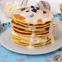 Творожные панкейки с черносливом