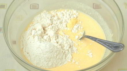 Рецепт творожных панкейков с черносливом