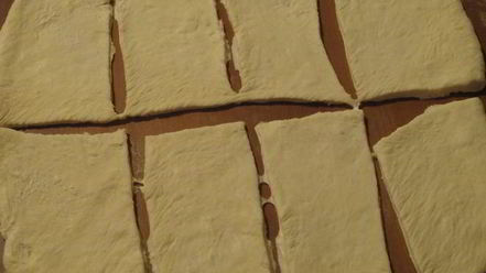 Рецепт булочек на йогурте с кунжутом