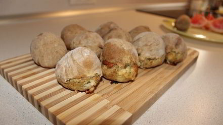 Рецепт булочек с брынзой