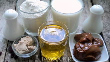 Рецепт булочек с изюмом и сгущенкой