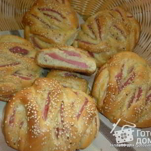 Рецепт Булочек с колбасой