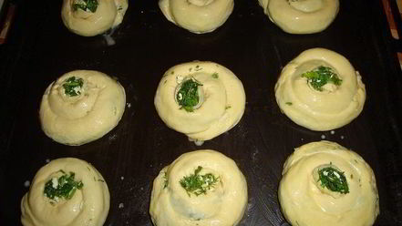 Рецепт булочек с сыром и зеленью