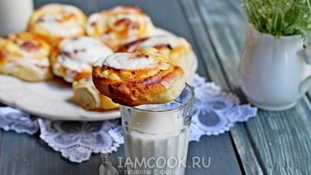 Рецепт булочек с творогом в сметанной заливке