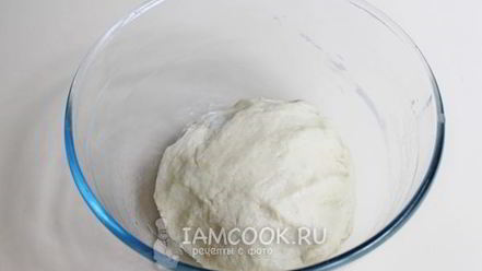 Рецепт булочек с творогом в сметанной заливке