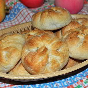 Рецепт Булочек с яблоками из слоеного теста