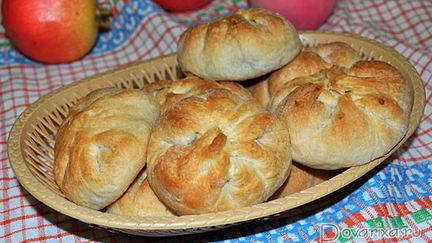 Рецепт Булочек с яблоками из слоеного теста