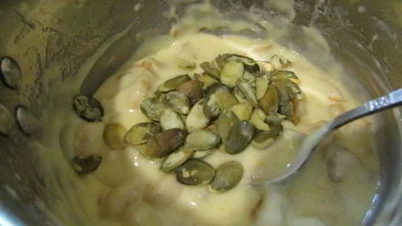 Рецепт булочек страшно смешные паучки