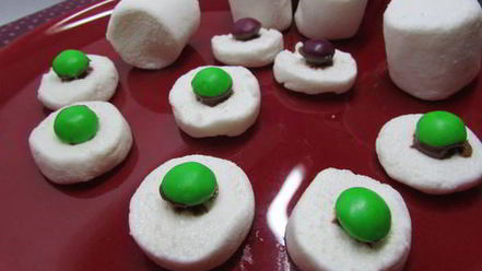 Рецепт булочек страшно смешные паучки