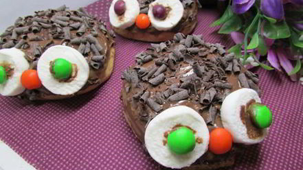 Рецепт булочек страшно смешные паучки