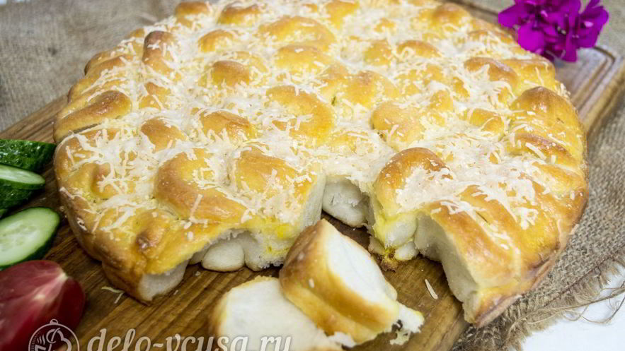 Рецепт дрожжевых булочек с сыром