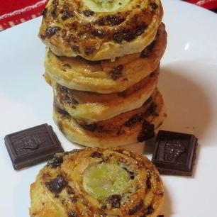 Рецепт Шоколадна-банановых булочки Улитки