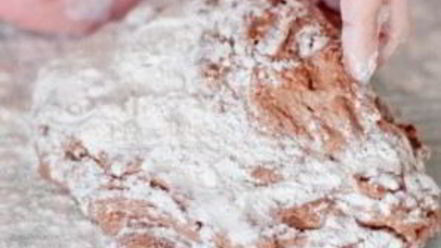 Рецепт шоколадных булочек с корицей в глазури