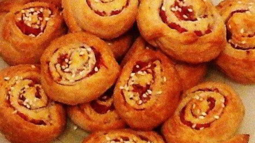 Рецепт сладких булочек с ветчиной