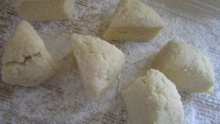 Рецепт творожных булочек с авокадо и яблоком