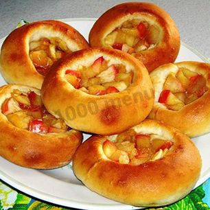 Рецепт Ватрушек с яблоками из дрожжевого теста