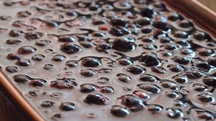 Рецепт чизкейка с черной смородинкой