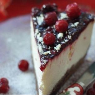 Рецепт Чизкейка с клюквенной заливкой