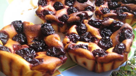 Рецепт мини-чизкейков с вишней