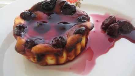 Рецепт мини-чизкейков с вишней