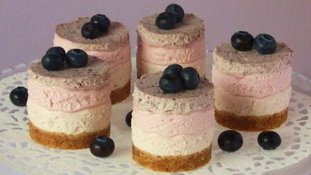 Рецепт тройных ягодных чизкейков