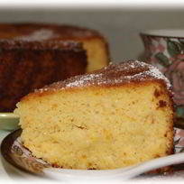 Апельсиновый кекс с миндальной мукой