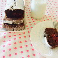 Рецепт Шоколадного кекса с кизилом