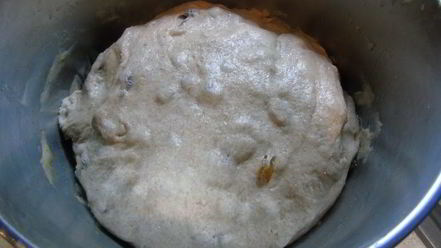 Рецепт цельнозернового штоллена на закваске