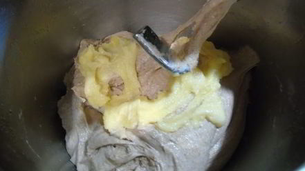 Рецепт цельнозернового штоллена на закваске