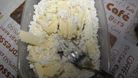 Рецепт творожных кексов с шоколадом и бананом