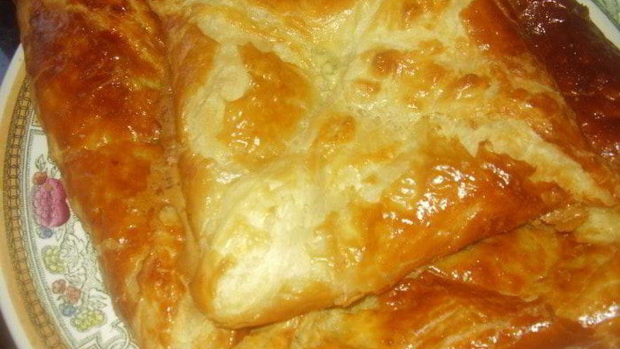 Рецепт быстрого хачапури три сыра