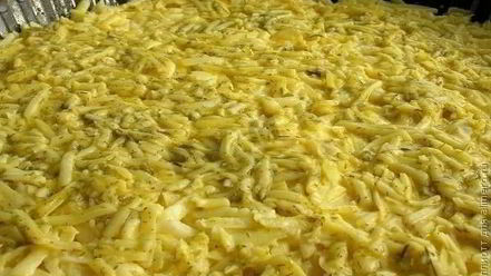 Рецепт хачапури из тертого картофеля с сыром и чесноком