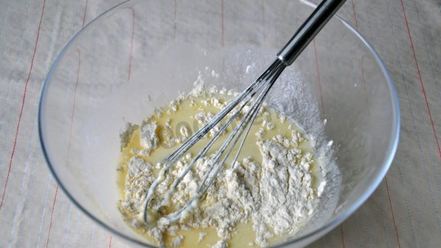 Рецепт хачапури с творогом и сыром на сковороде