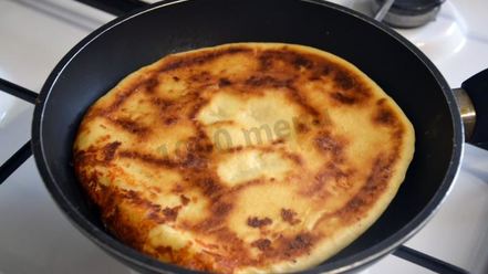 Рецепт хачапури с творогом и сыром на сковороде