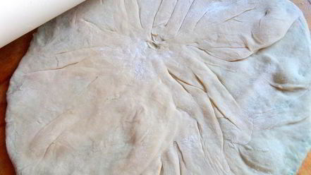 Рецепт хачапури со шпинатом и сыром