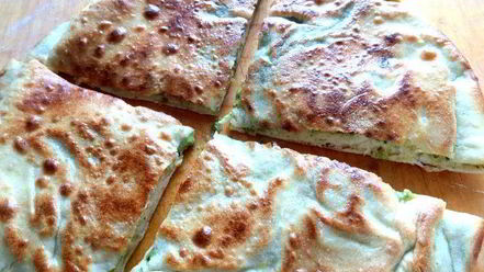 Рецепт хачапури со шпинатом и сыром