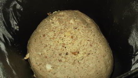 Рецепт черного хлеба с маринованным чесноком