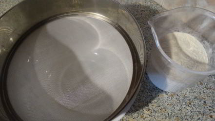 Рецепт дрожжевого хлеба с вялеными томатами