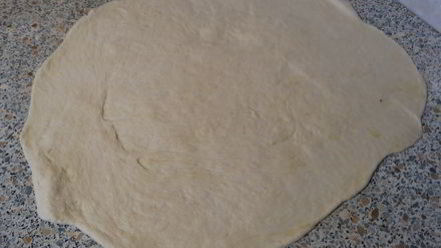 Рецепт дрожжевого хлеба с вялеными томатами